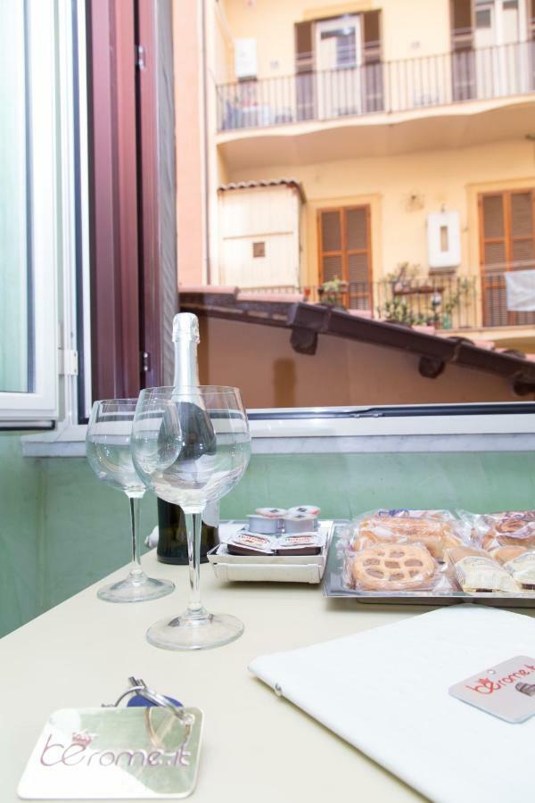 로마 도무스아모르 콜로세오 B&B 외부 사진